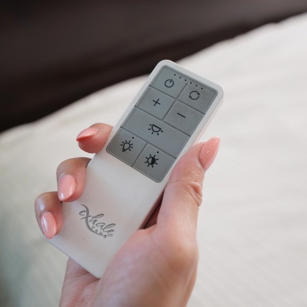 Exhale Fans Gen 5 - Exhale Fans Gen 5 - Remote in Hand